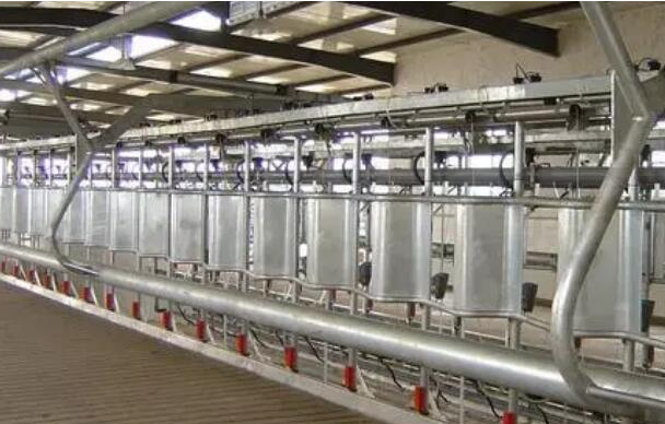 甘肃钢结构 vs 传统结构:一场关于强度与速度的全面胜出!